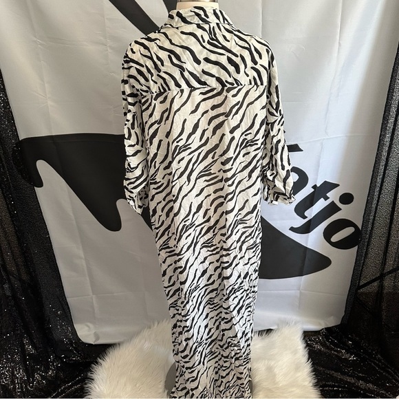 PEIXOTO Wild Zebra Josephine Cover Up One Size - Picture 5 of 8